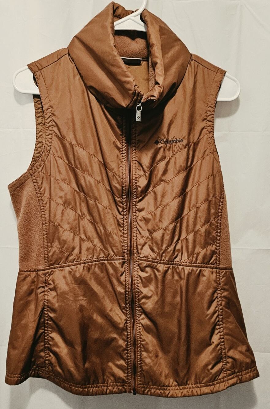 Columbia Womens Mix It Around Packable Vest Full Zip Size Medium Camel Brown